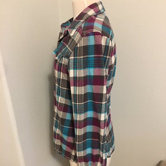 Women's Patagonia Long Sleeve Flannel Shirt - Picture 2 of 4